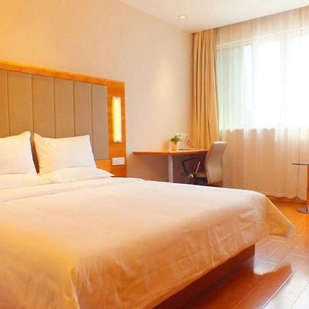 Ji Hotel Changsha Helong Stadium Экстерьер фото